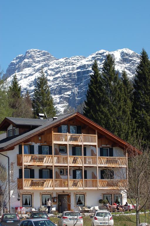 فيرا دي بريميرو Rifugio Caltena المظهر الخارجي الصورة